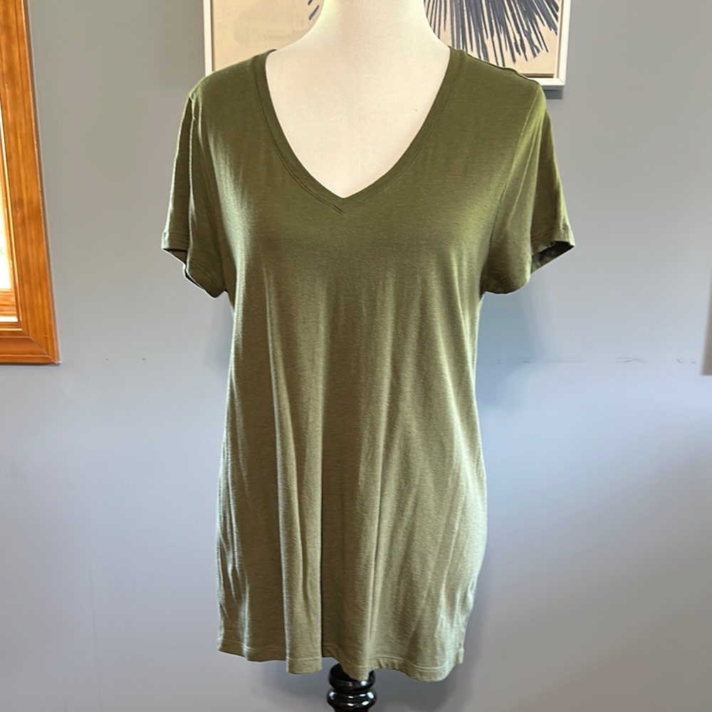 Gap “Favorite T Style” Olive Green V-Neck Women's Top